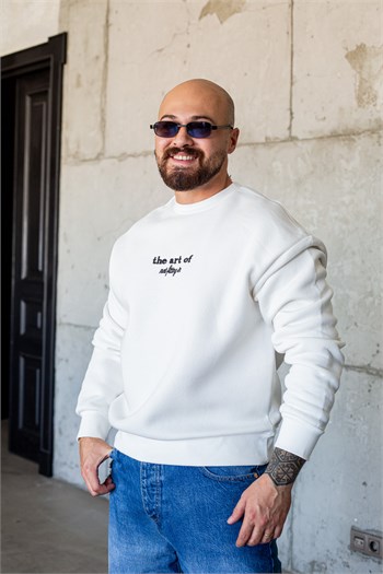 Sırt Şapka ve Bandana Nakışlı Bisiklet Yaka Sweatshirt (SVTB104)