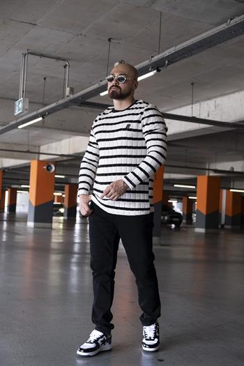 Slim Fit Çizgi Detaylı Triko (SVTS08)