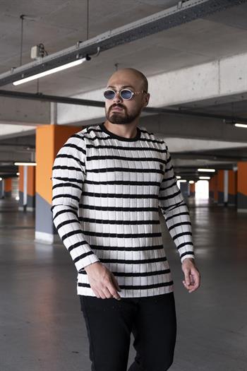 Slim Fit Çizgi Detaylı Triko (SVTS08)