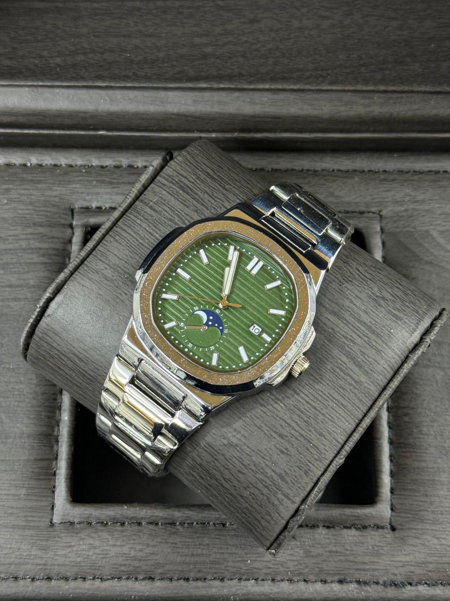 Çelik Kordon Lüks Erkek Kol Saati - Nautilus Serisi (39)