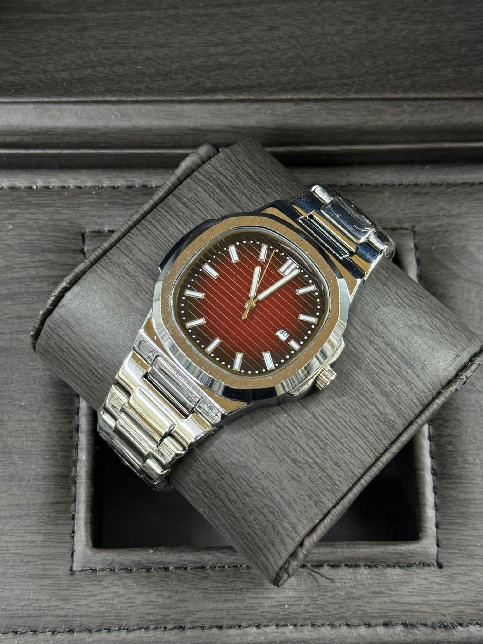 Çelik Kordon Lüks Erkek Kol Saati - Nautilus Serisi (29)