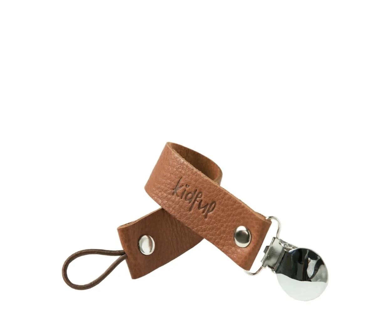 Kidful Bitkisel Boyalı Emzik Askısı - Ginger Bread