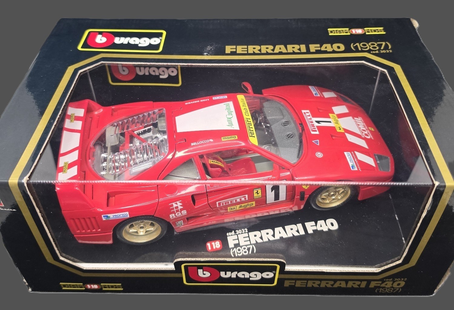 DiecastBburago 1:18 Ferrari F40 (1987) Racing Edition #1 - Kutulu (Cod. 3032 Made in Italy)