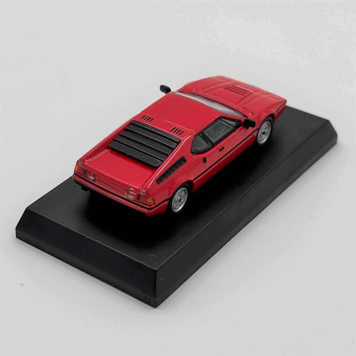 model-arabakyosho-164-bmw-m1-