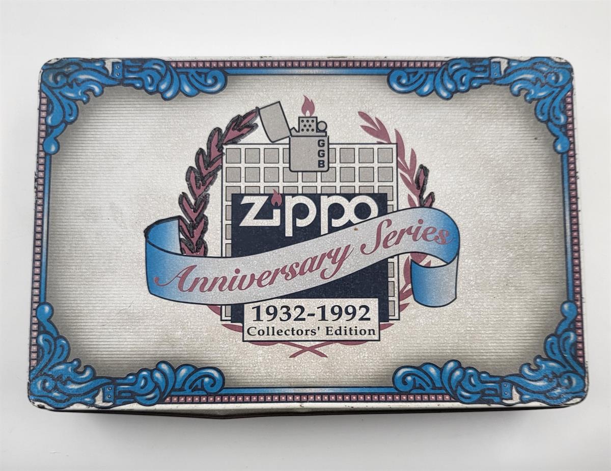 ZIPPO1932〜1992年コレクターズエディショ 60Anniversary Zippo 60. Yıldönümü Koleksiyoner Kutusu | benimkoleksiyonum.com