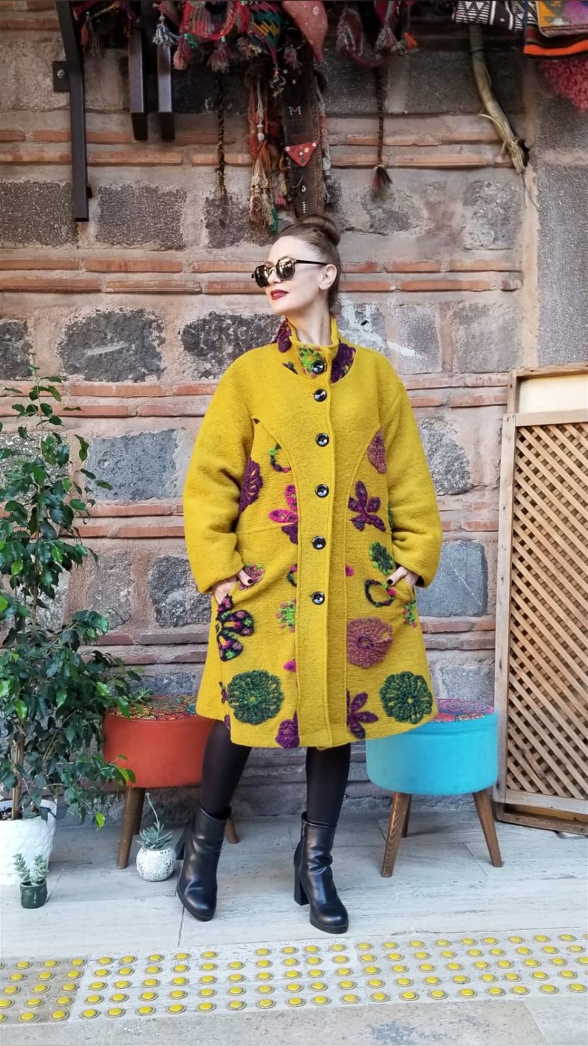 Asit Sarı Çiçekli Kece Kaban