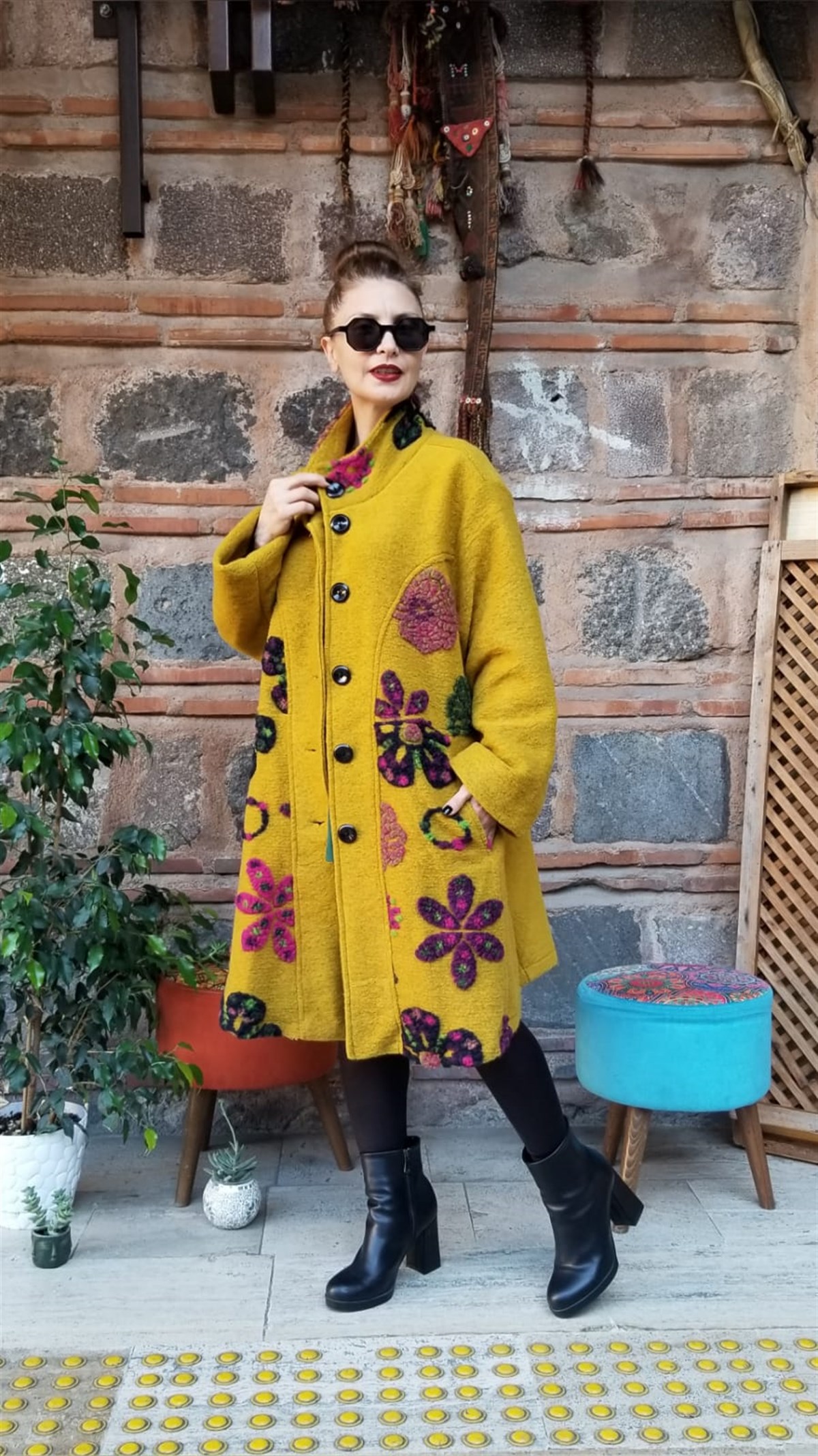 Asit Sarı Çiçekli Kece Kaban