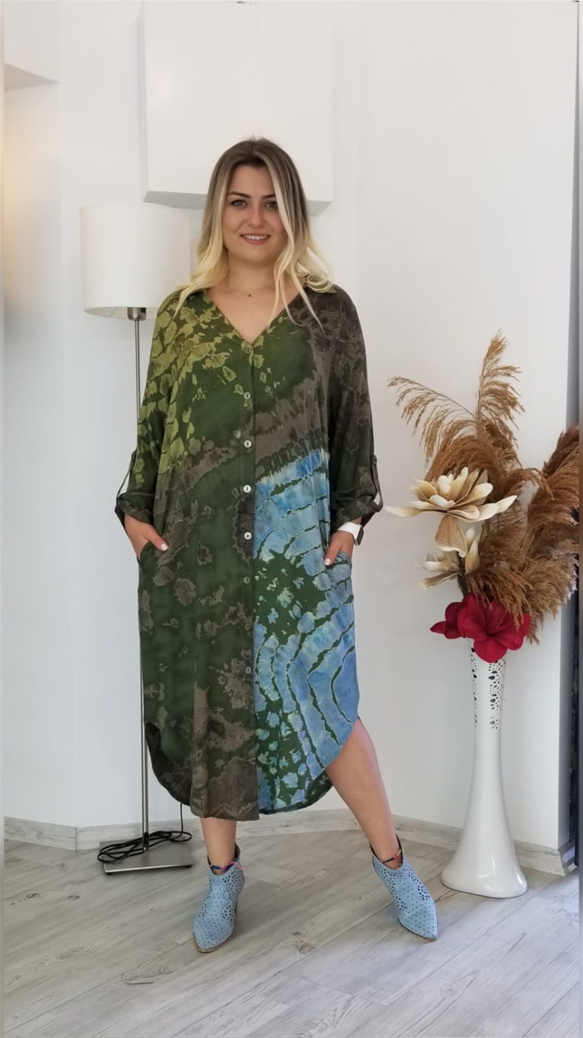 Haki Renk Batikli Önü Ful Düğmeli Gömlek Elbise