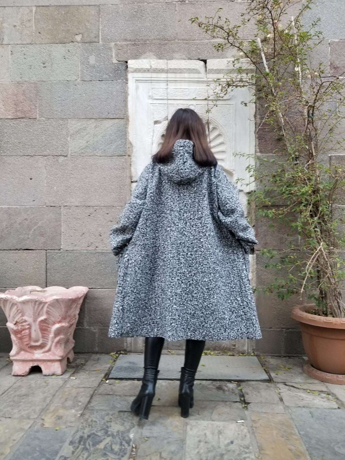 İtalyan Yün Buklet Gri Kapişonlu Cepli Kaban