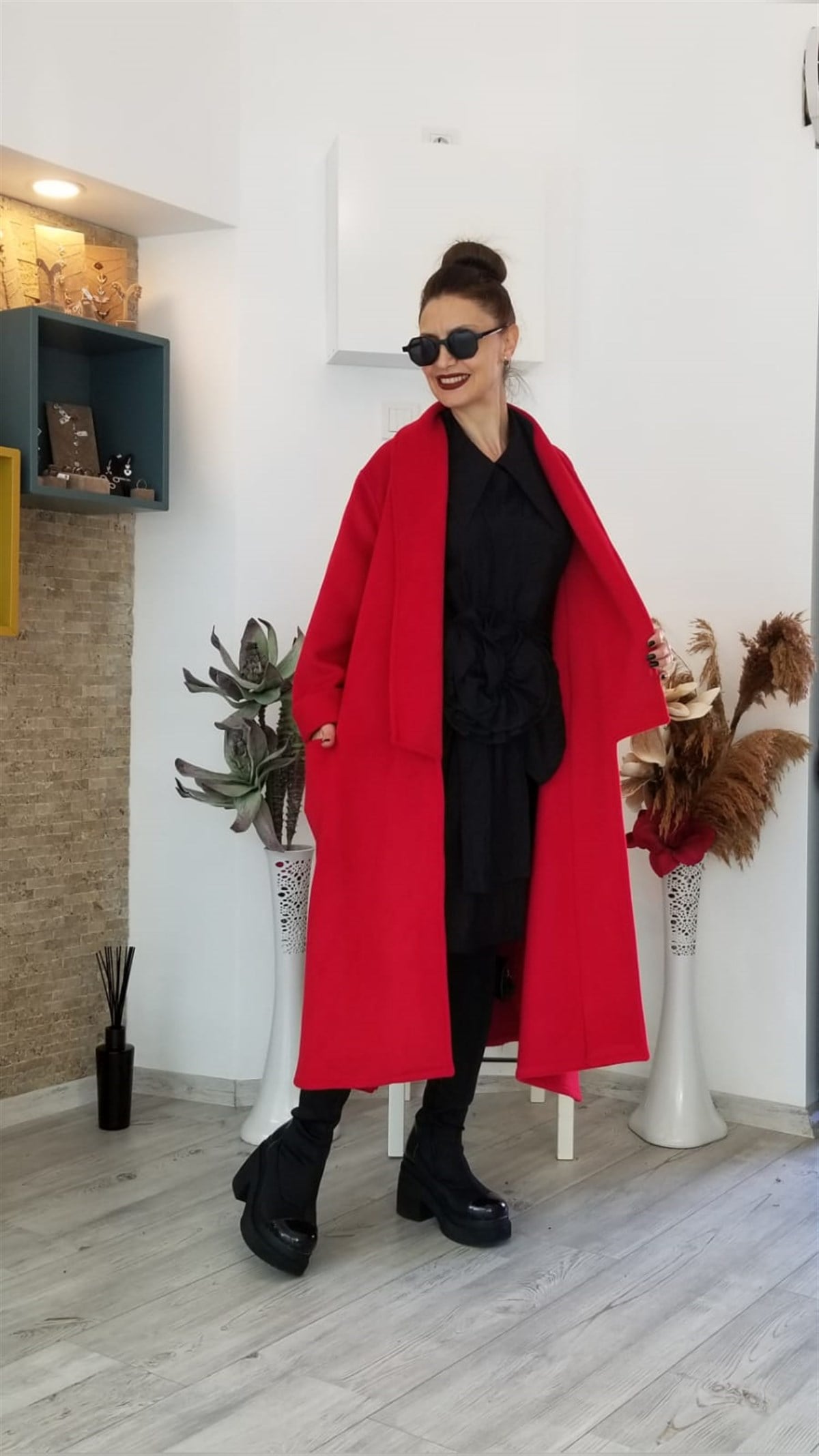 Kırmızı Kaşe Kumaş Kaban