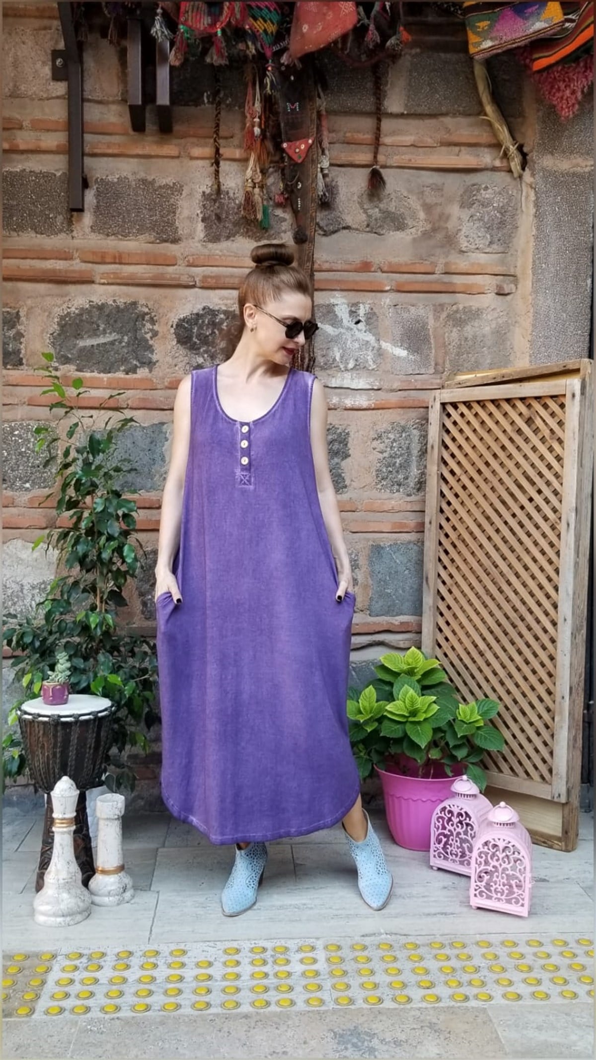 Mor Rengi Taşlanmış Penye Kumaş Elbise
