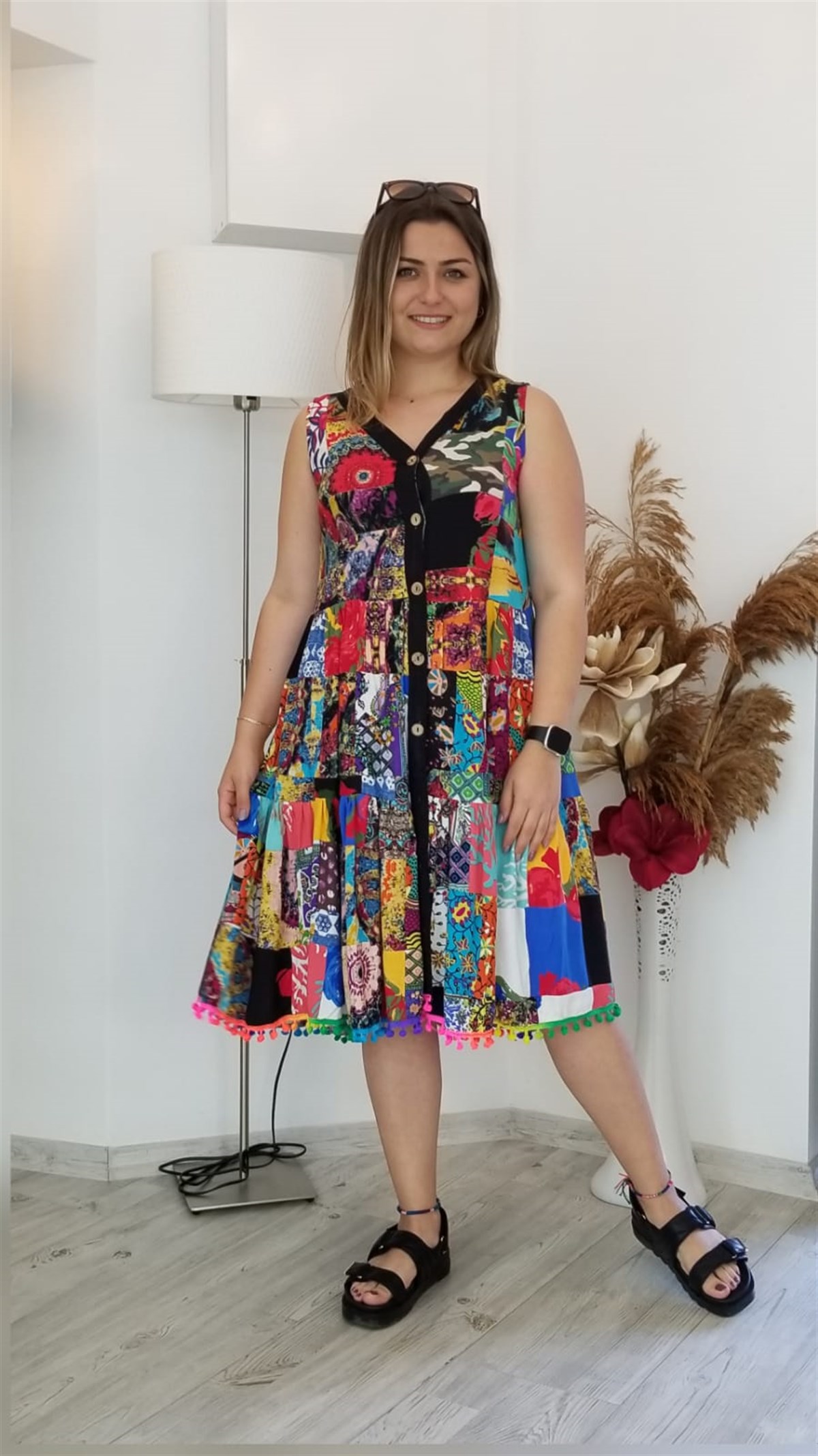 Patchwork Desenli Önü Ful Düğmeli Elbise