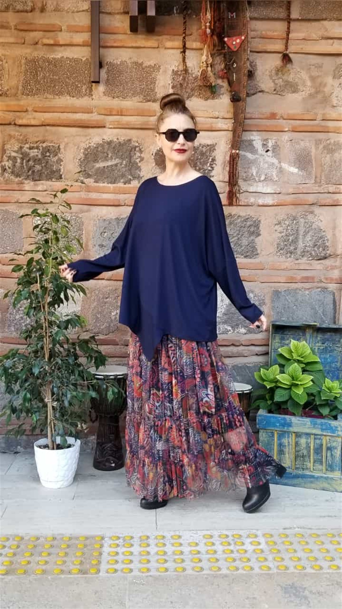 Siyah Asimetrik Bluz (Viscone Penye Kumaş)