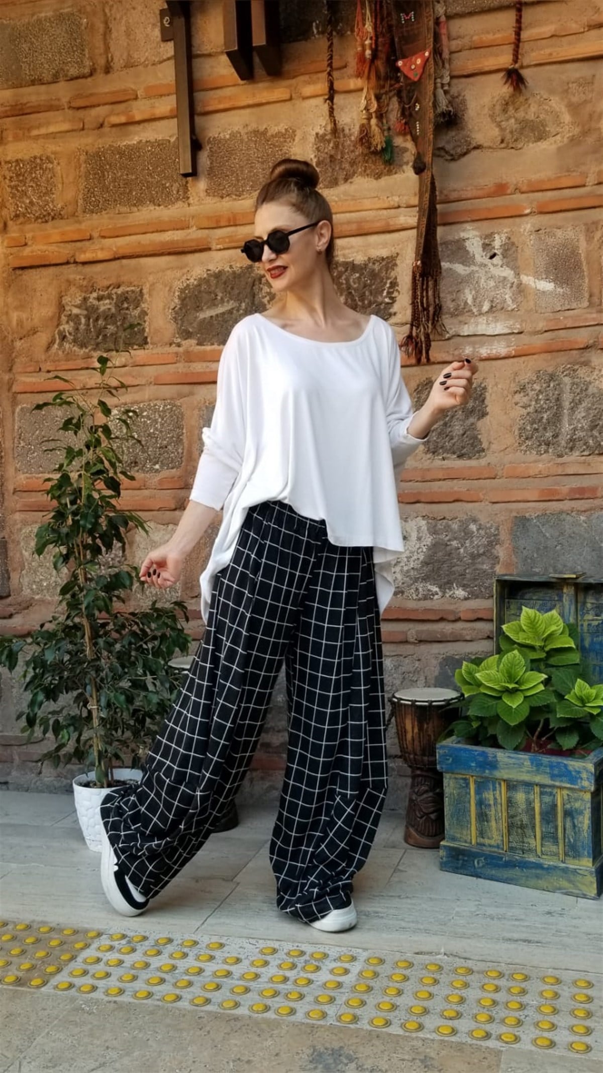 Siyah Kareli Beli Lastikli Pantolon