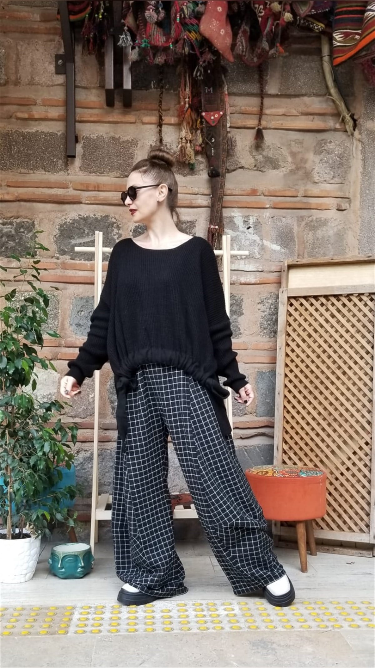 Siyah Kareli Beli Lastikli Pantolon