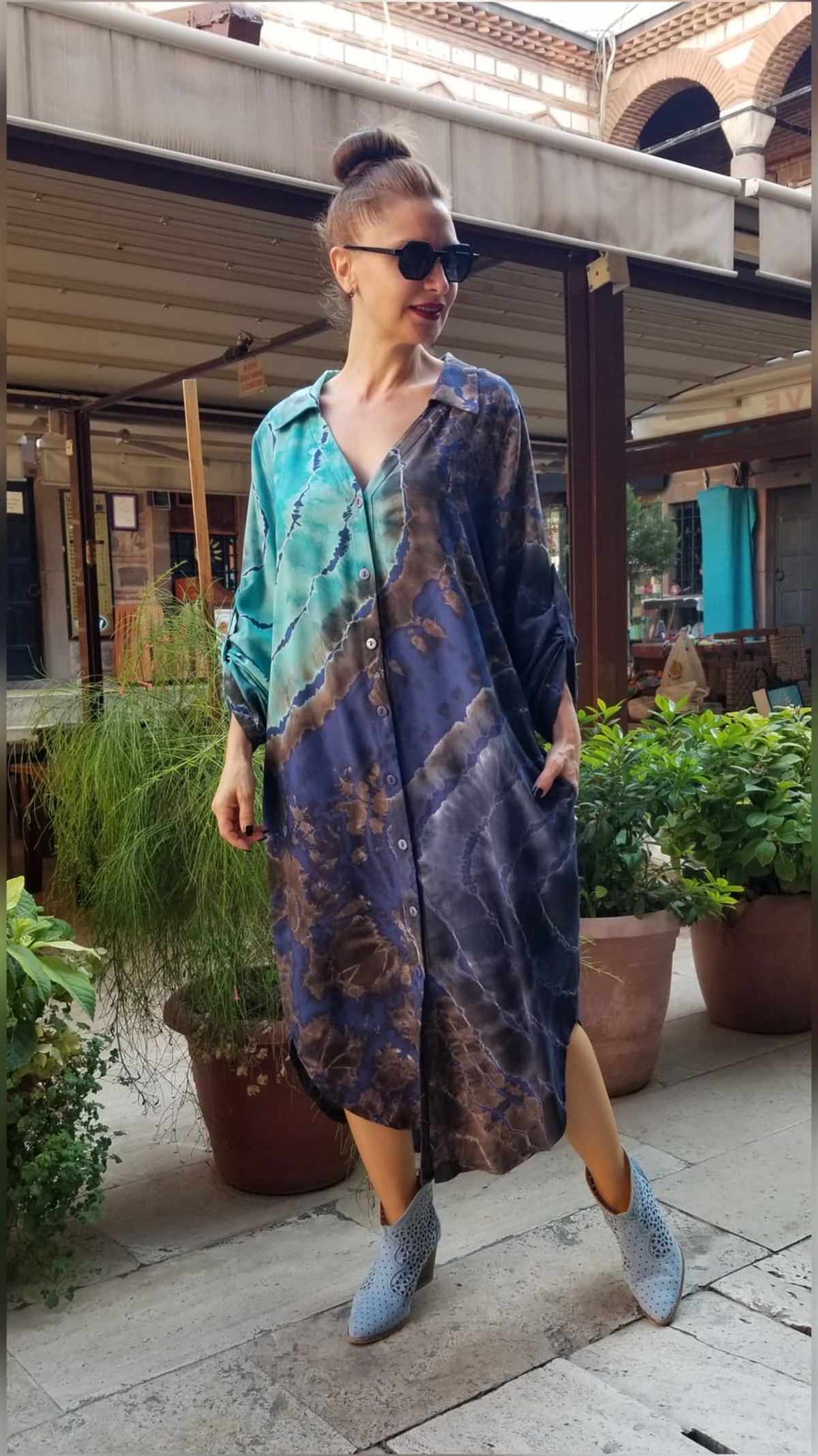  Batik Desenli Önü Ful Düğmeli Gömlek Elbise