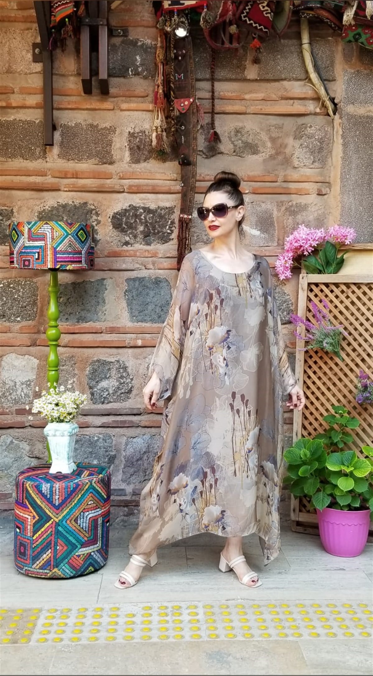 Ana Rengi Kahverengi İtalyan İpek Kumaş İçi Astarlı Yarasa Kol Elbise
