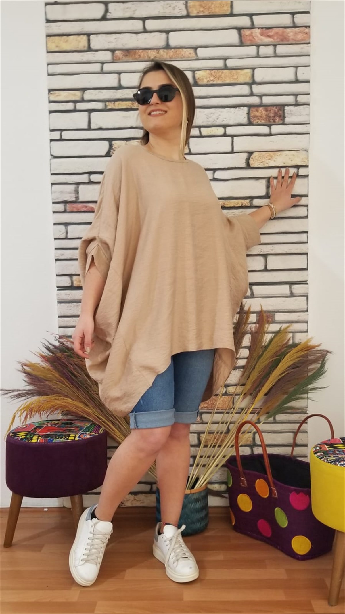 Bej Yarasa Kol Kayık Yaka Bluz