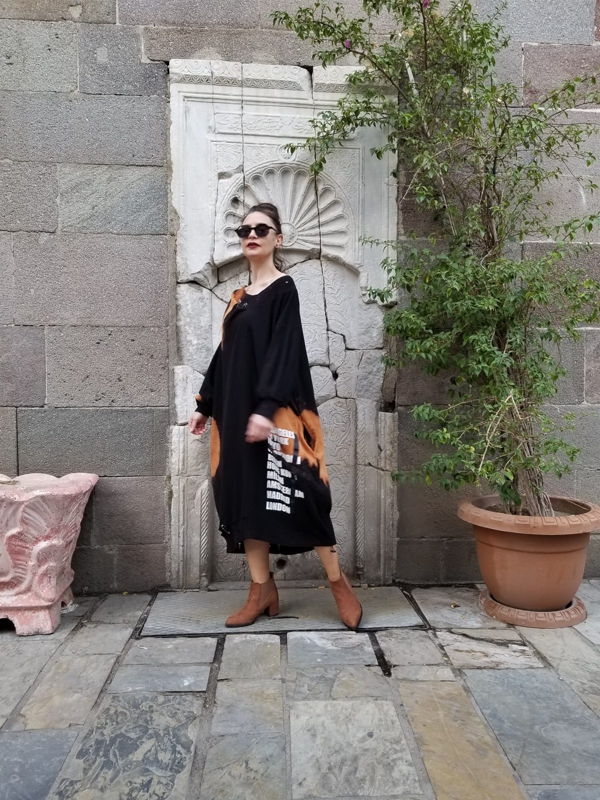 H4 marka triko kumaş tasarım elbise