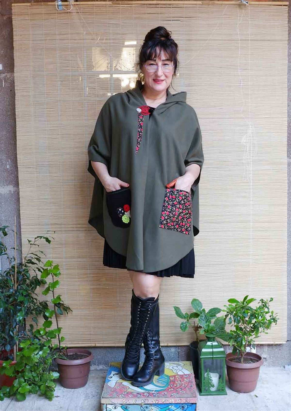 Haki Kapşonlu Kaşe Panço