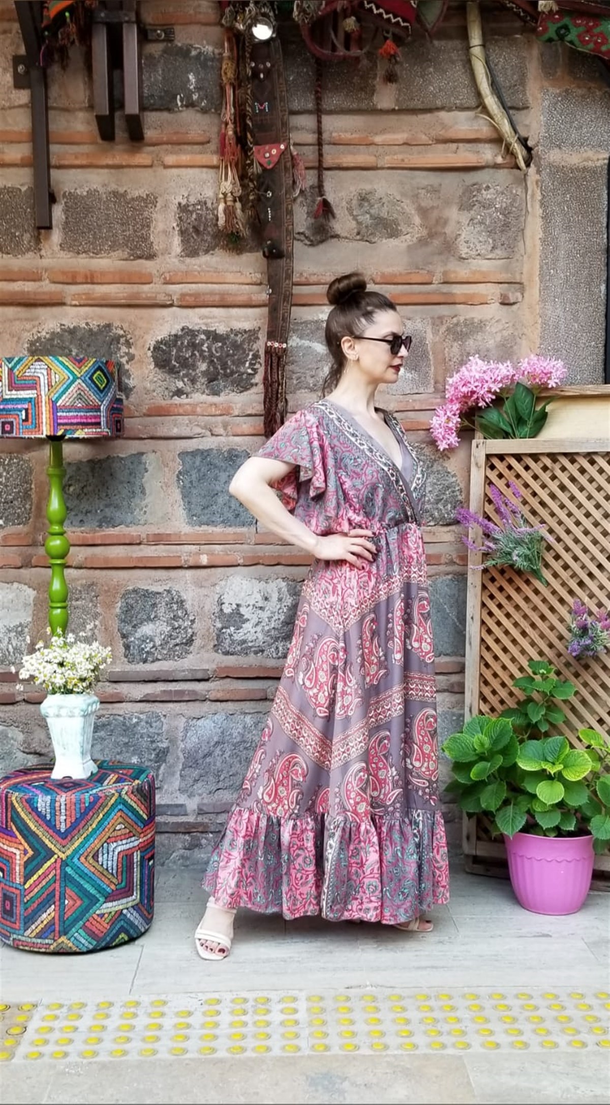 Hint İpeği Beli Lastikli Pembe Gri Rengi Etnik Desen Elbise