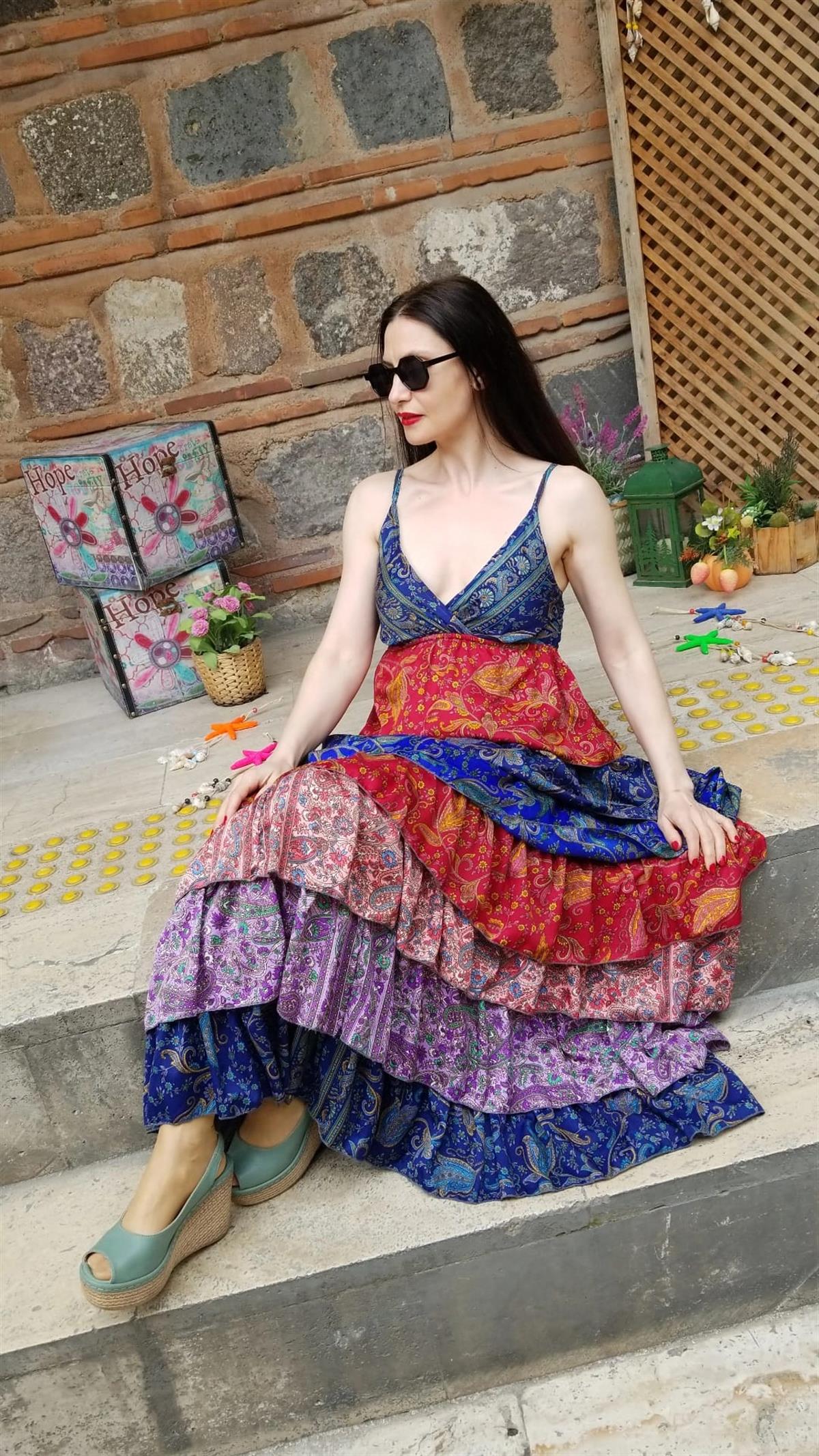 İTALYAN KAT KAT ELBİSE