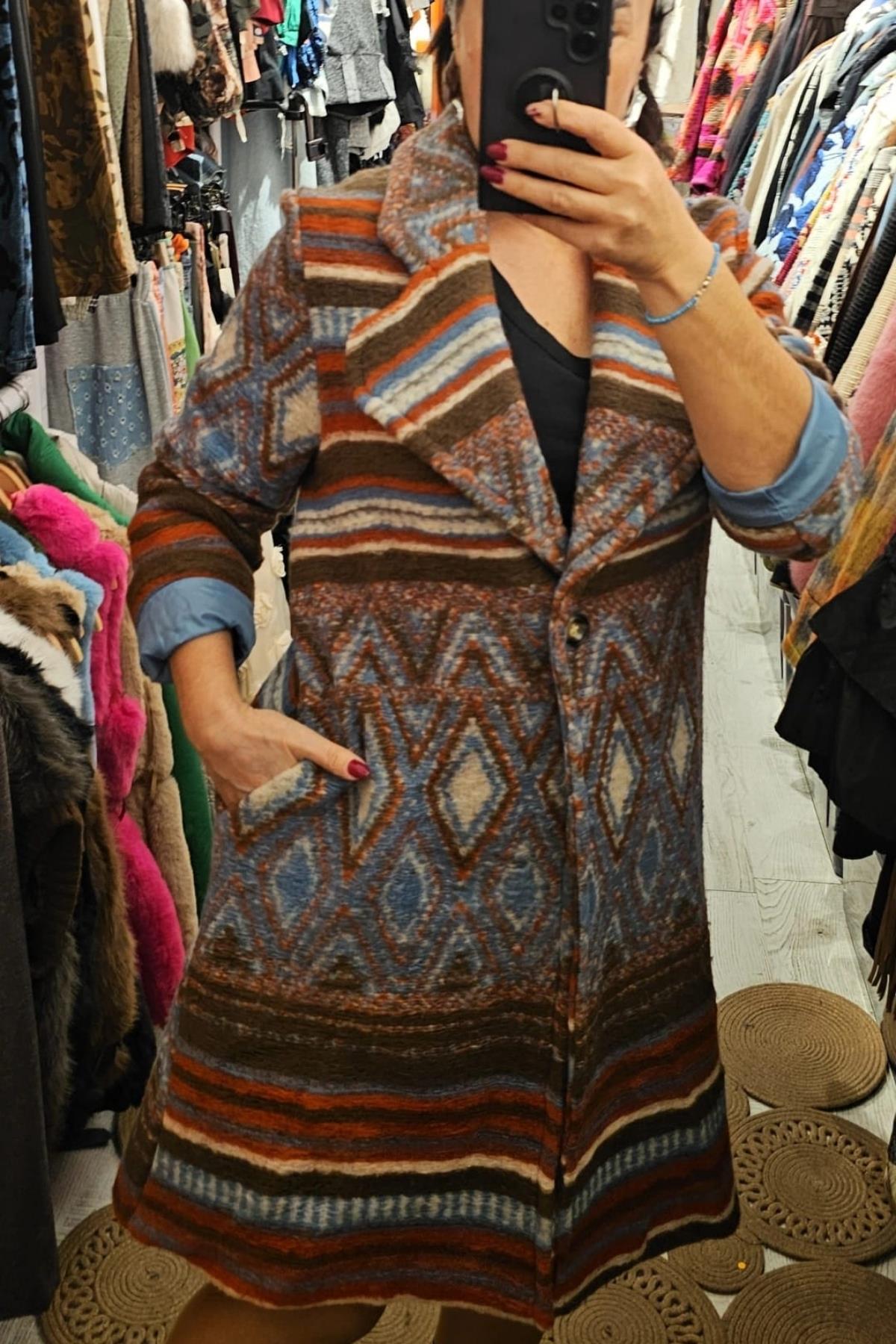 İtalyan Keçe Kumaş Astarlı Kaban Renkli