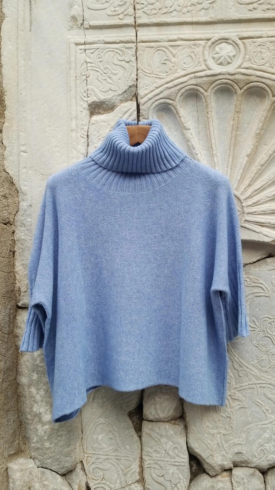 İtalyan Triko Örme Boğazlı Mavi Kazaak