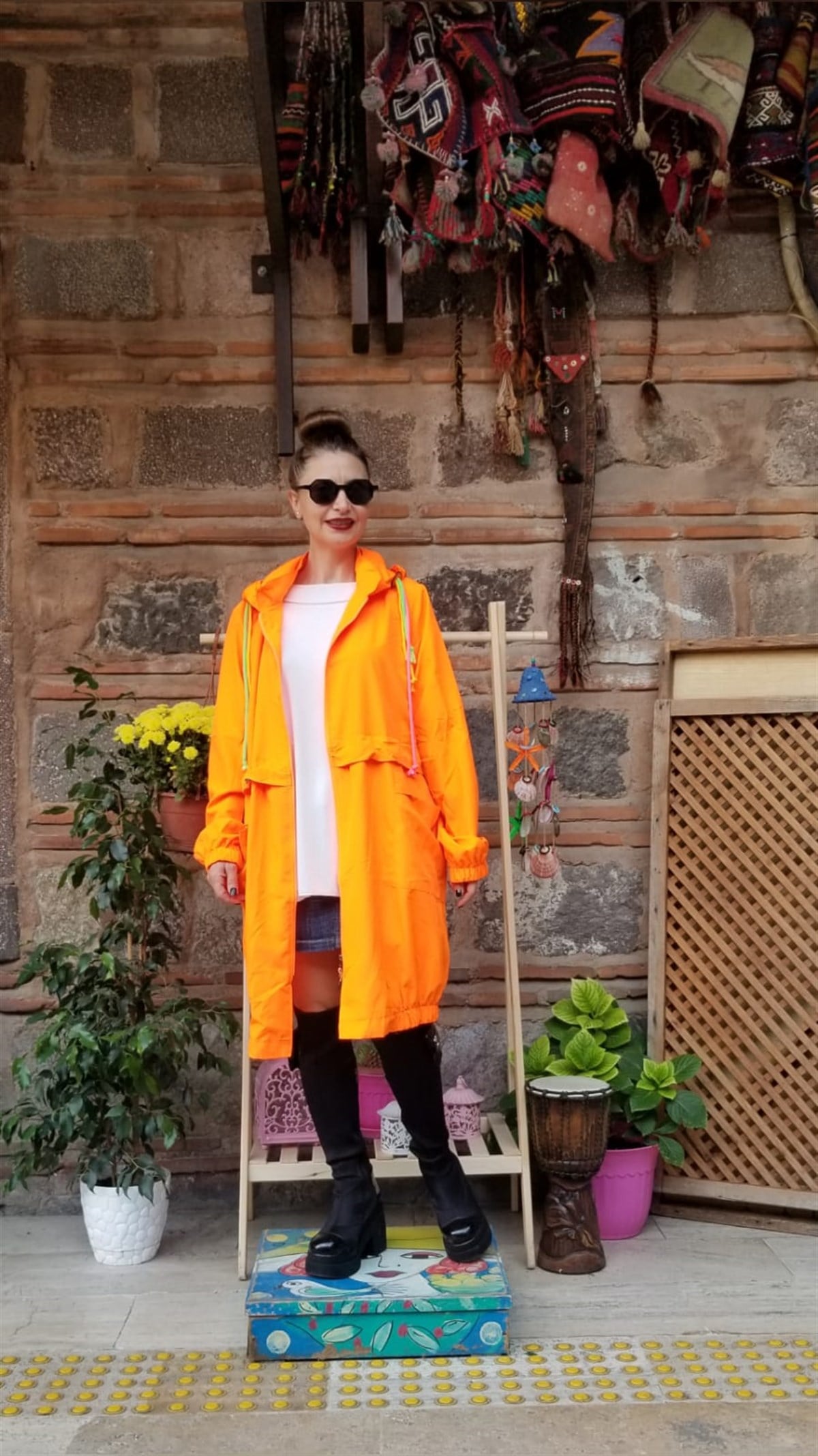 İtalyan Turuncu Neon Yağmurluk
