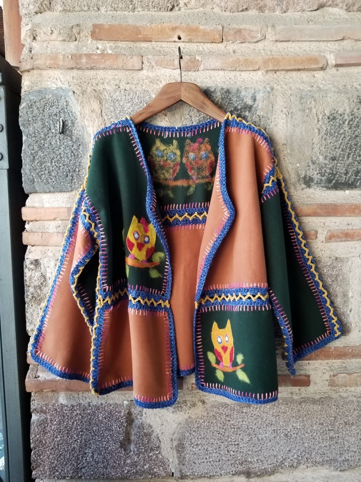 Kaşe Kumaş Keçe Detaylı Tasarım Hırka