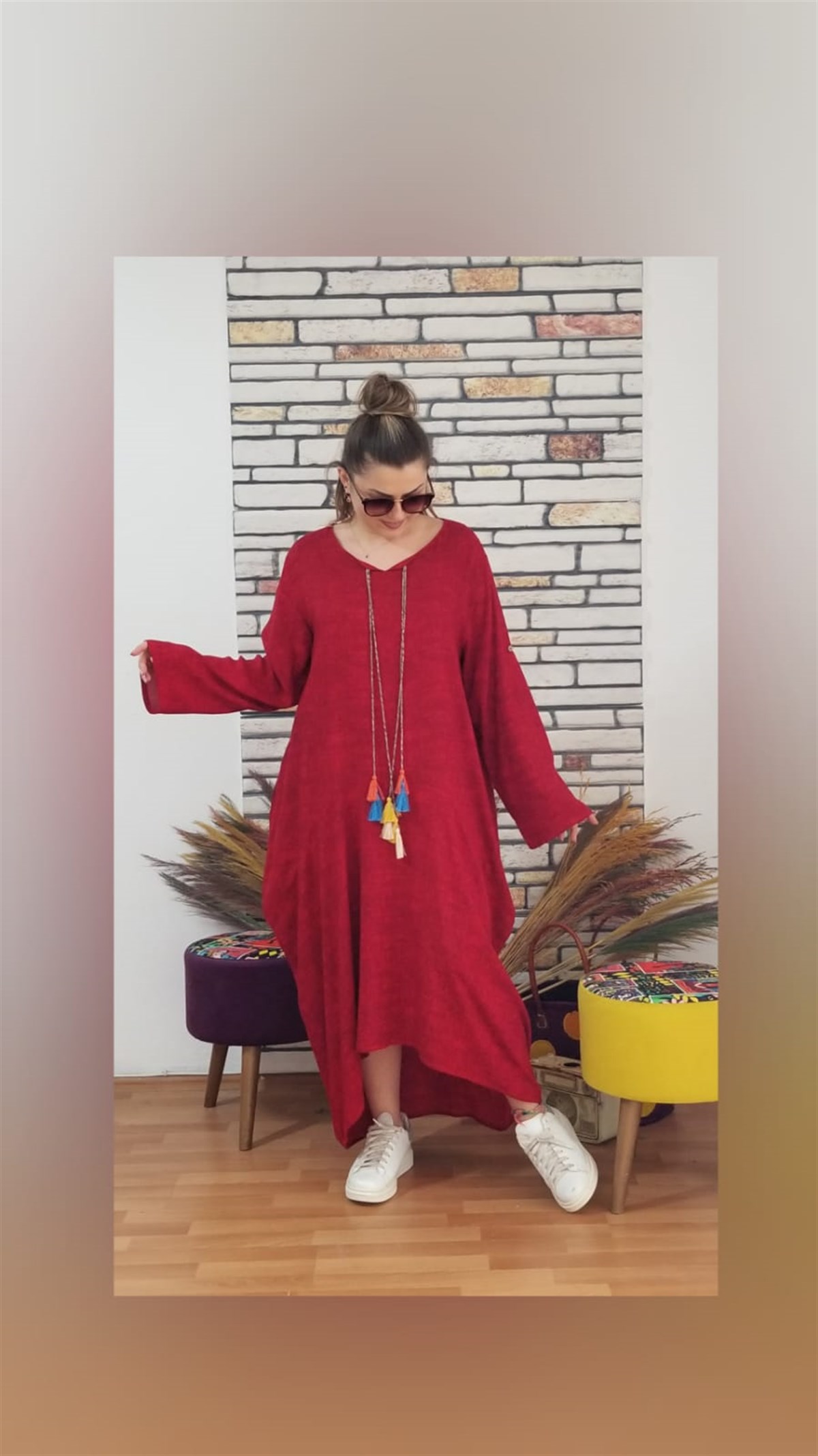 Kırmızı Çepli Elbise