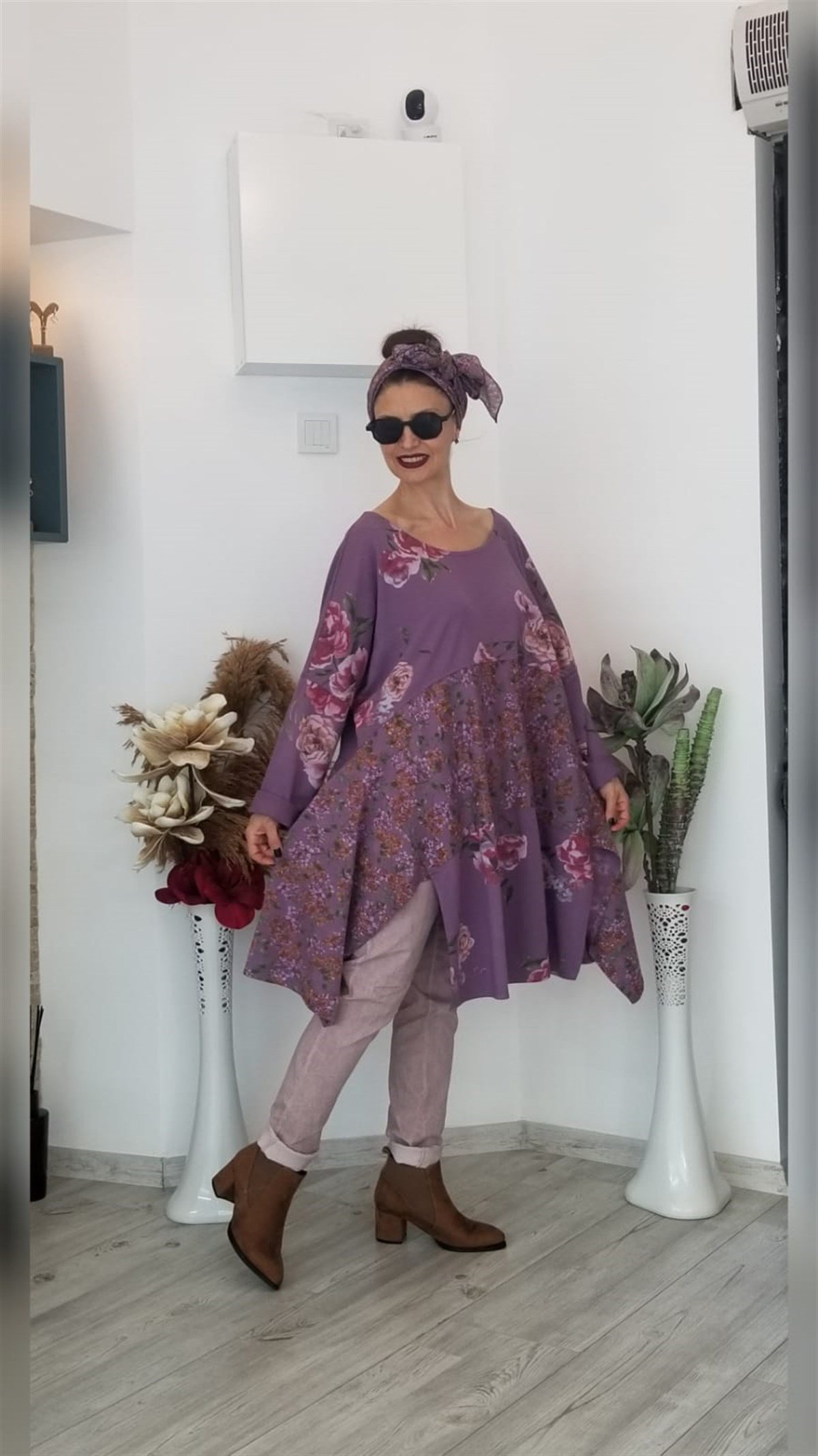 Pembe Çiçek Desenli Tunik