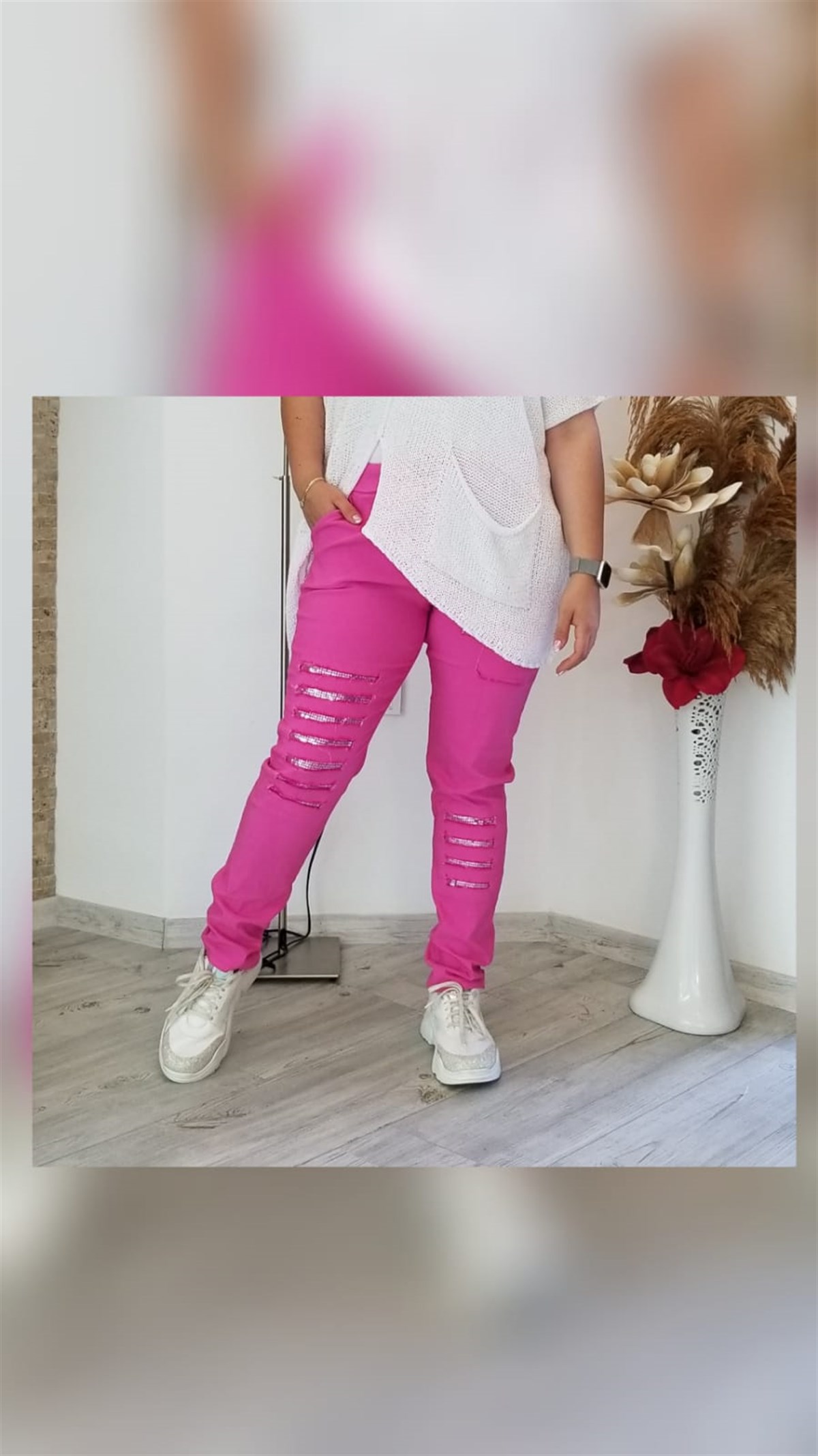 Pembe İtalyan Pul Palet İşlemeli Pantolon