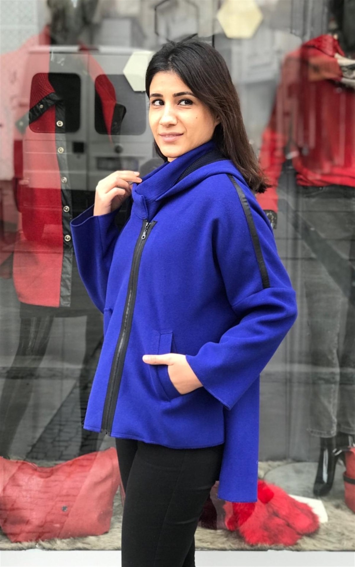 Saks Mavi Kaşe Kaban 