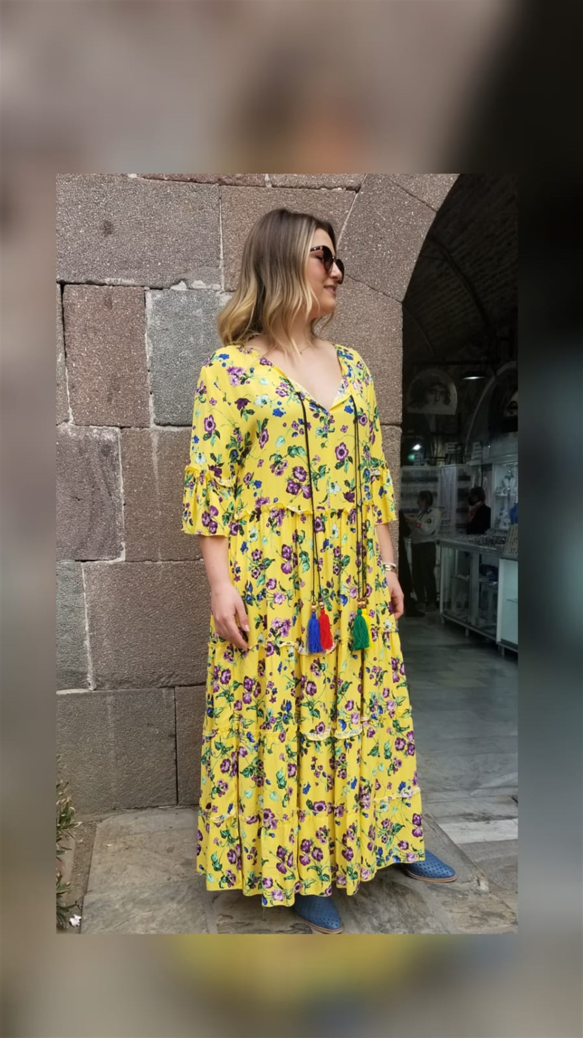Sarı Çiçek Desenli Ponponlu Salaş Elbise