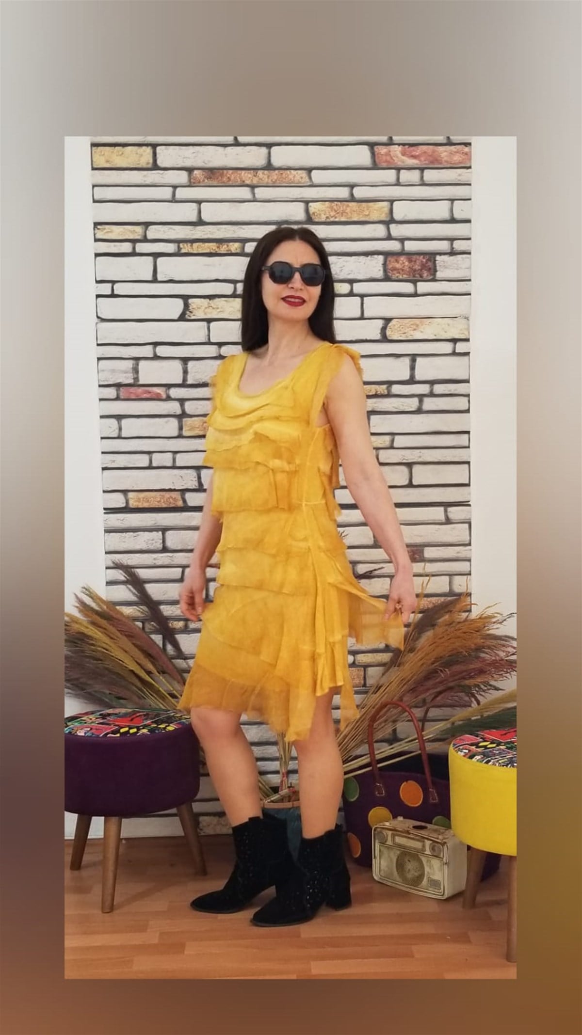 Sarı İçi Astarlı Kat Kat Mini Elbise