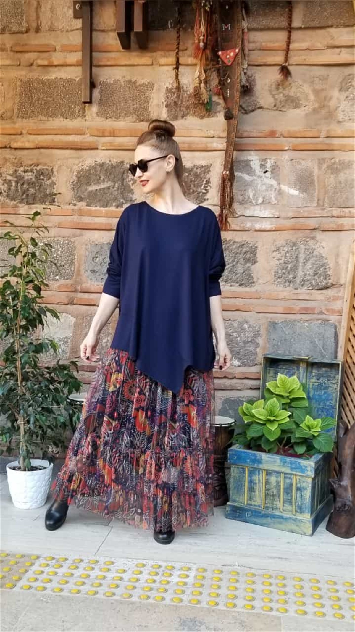 Siyah Asimetrik Bluz (Viscone Penye Kumaş)
