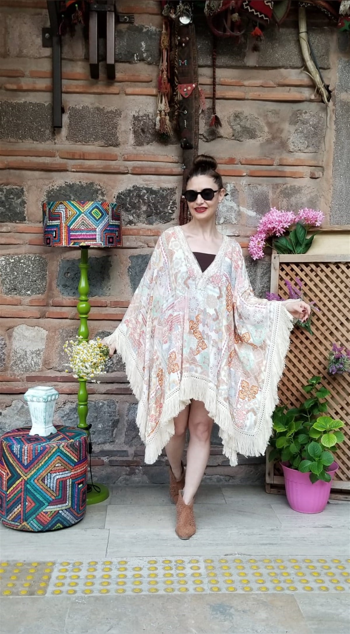 V Yaka Panço Tarzı Tunik