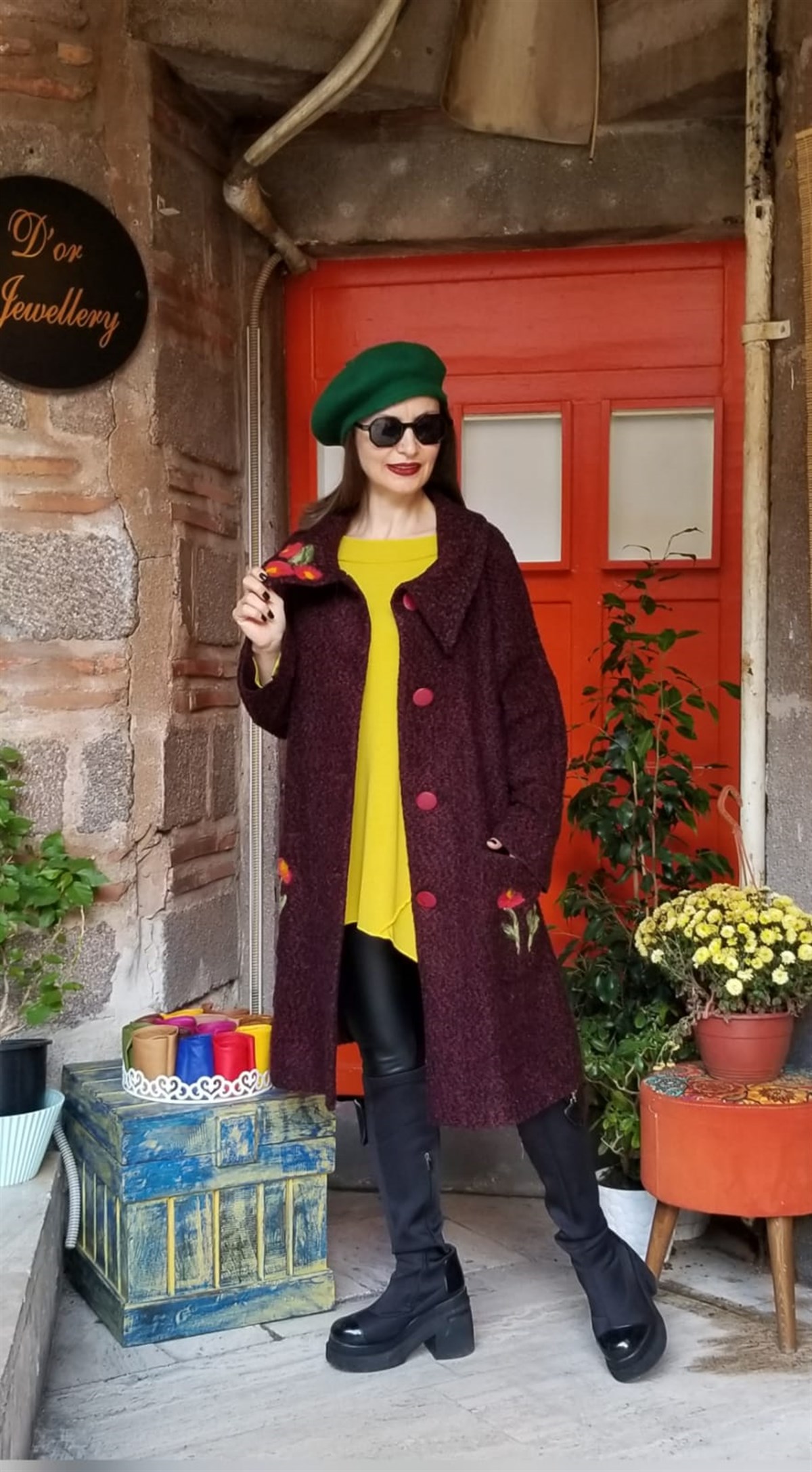 Yün Buklet Keçe Detaylı Kaban