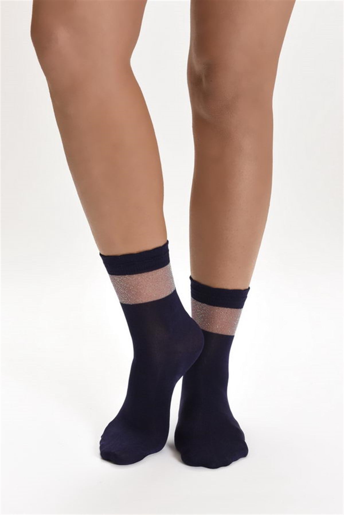 Bileği Simli Soket Kadın Çorap