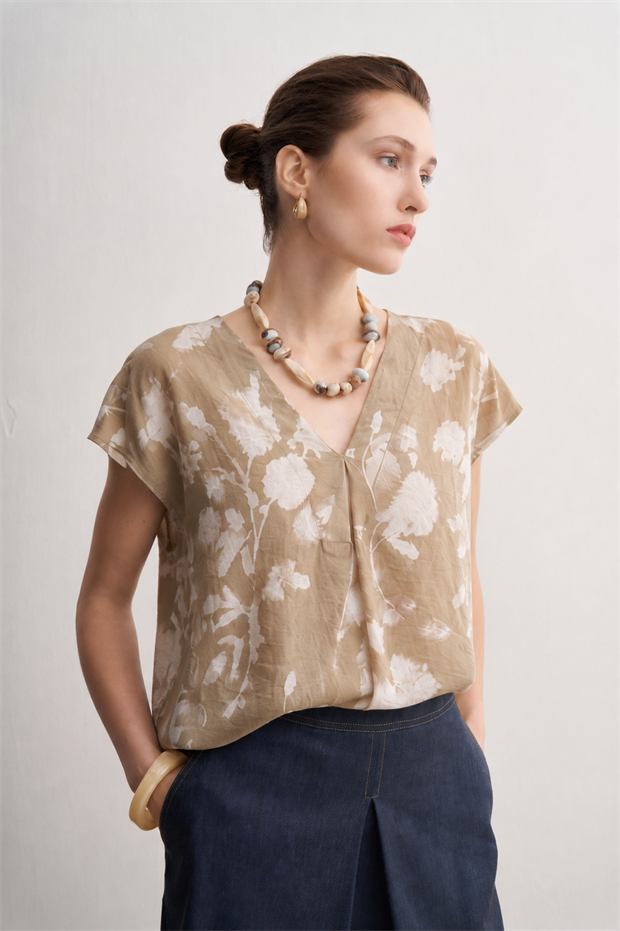 BLOUSE