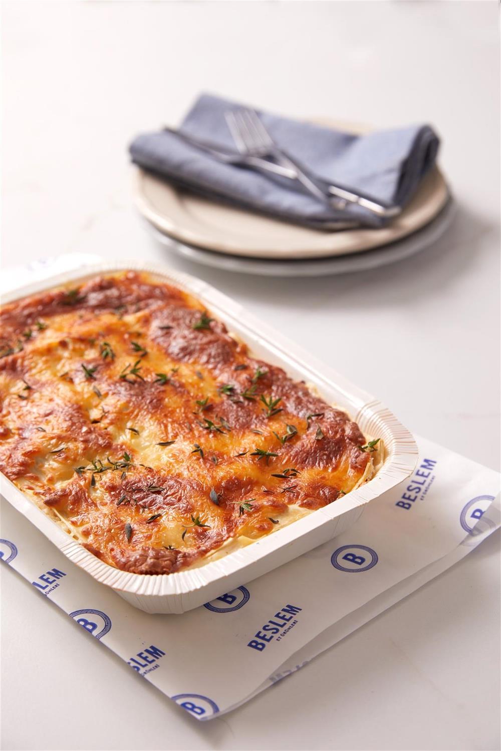 Bolonez Soslu Lazanya