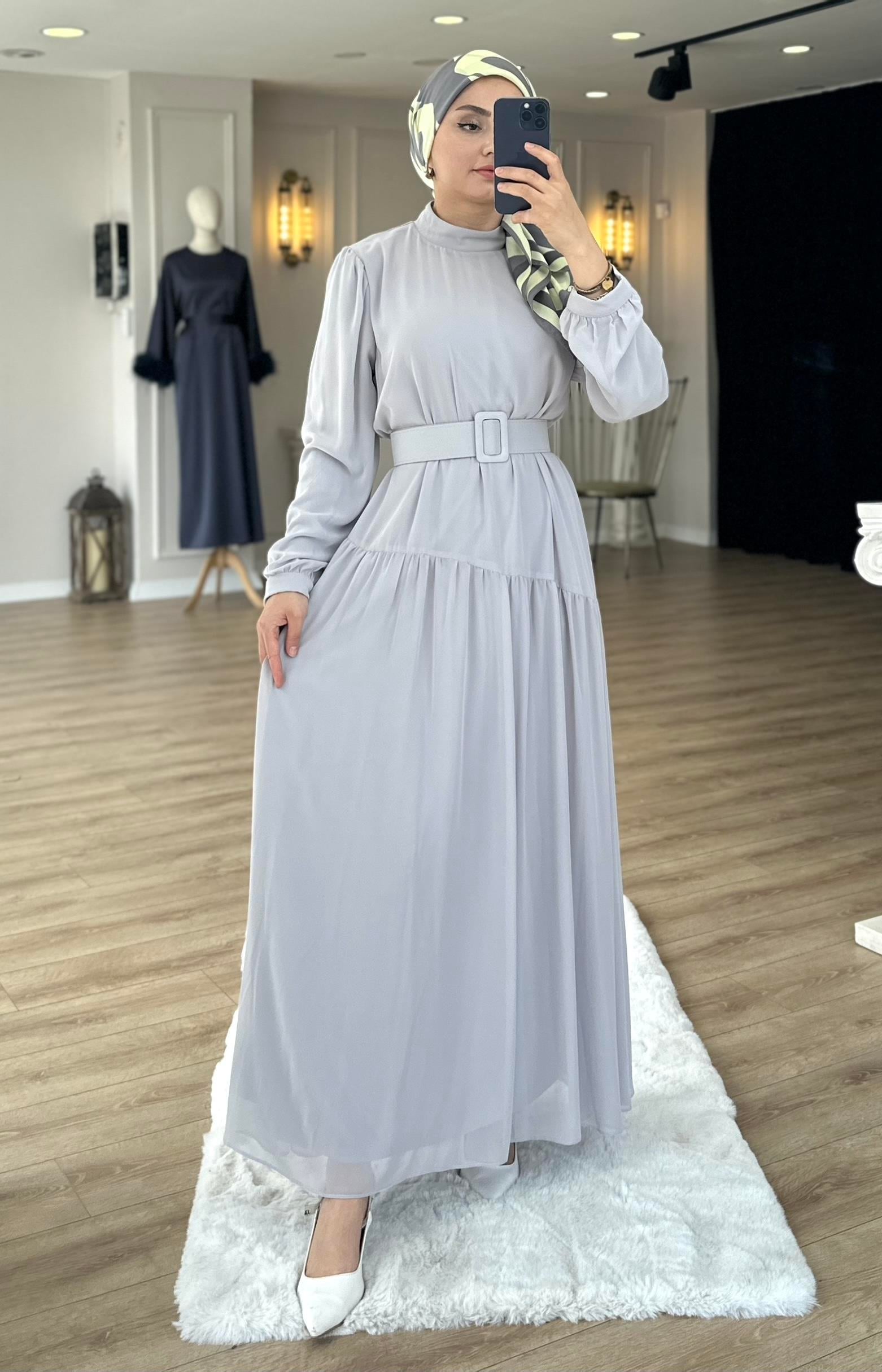 Liliana Elbise Gri