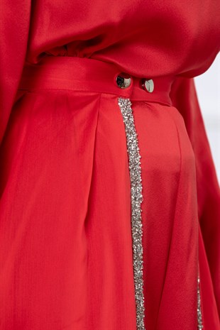 Pelerin Özel Seri̇ Kırmızı