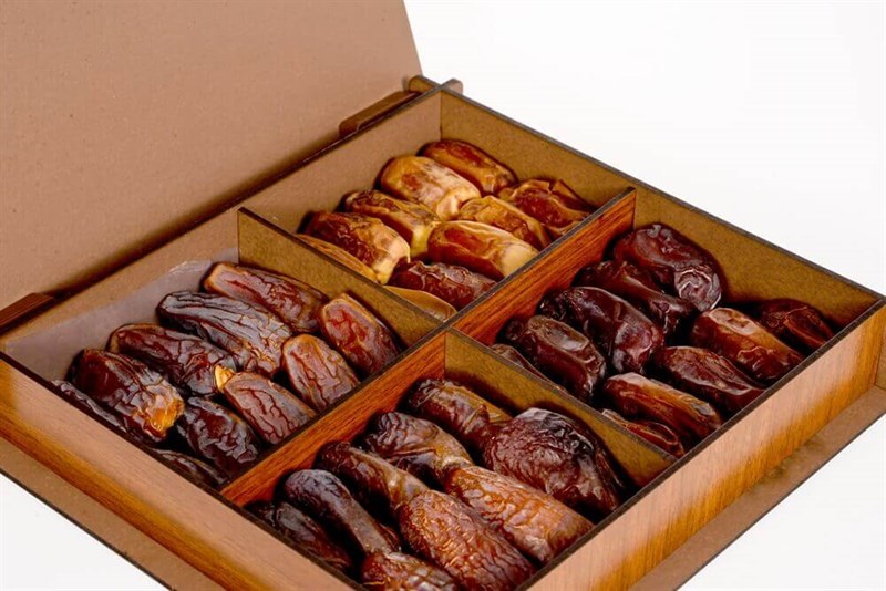 Ahşap Kutuda Karışık Lüks Hurma 500 g