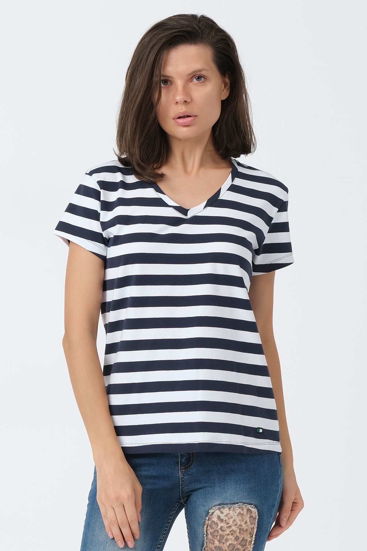 Çizgili Lacivert - Beyaz V Yaka Basic T-shirt ND-2003