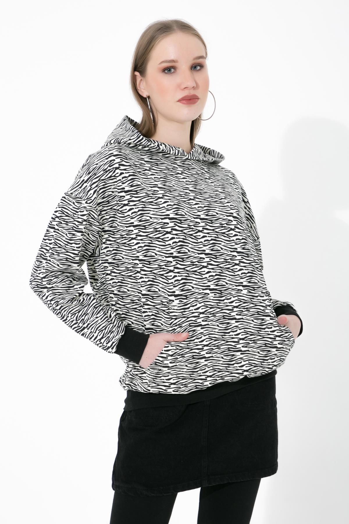 Siyah Zebra Kapüşonlu Kanguru Cepli İçi Pamuklu Örme Sweatshirt ND-26218
