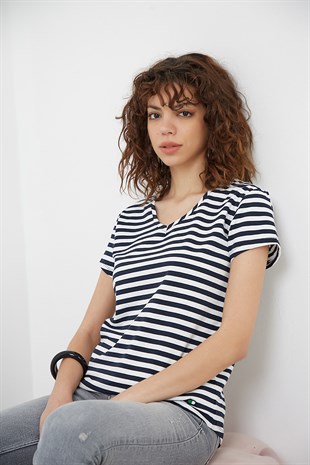 Çizgili Lacivert - Beyaz V Yaka Basic T-shirt YND-2003