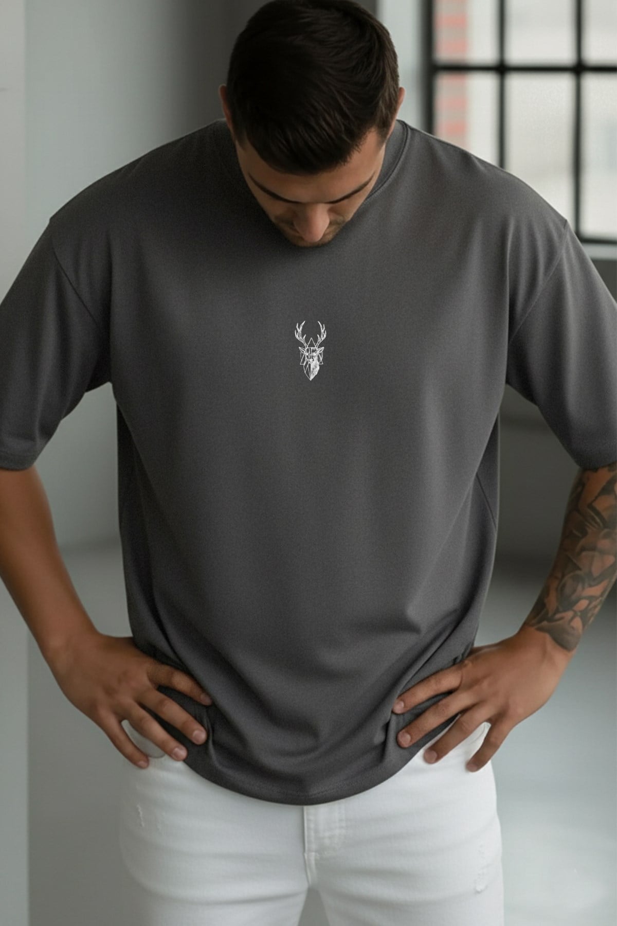 Erkek Füme Geyik Baskılı Oversize Fit Bol Geniş Kalıp Salaş Kesim T-shirt