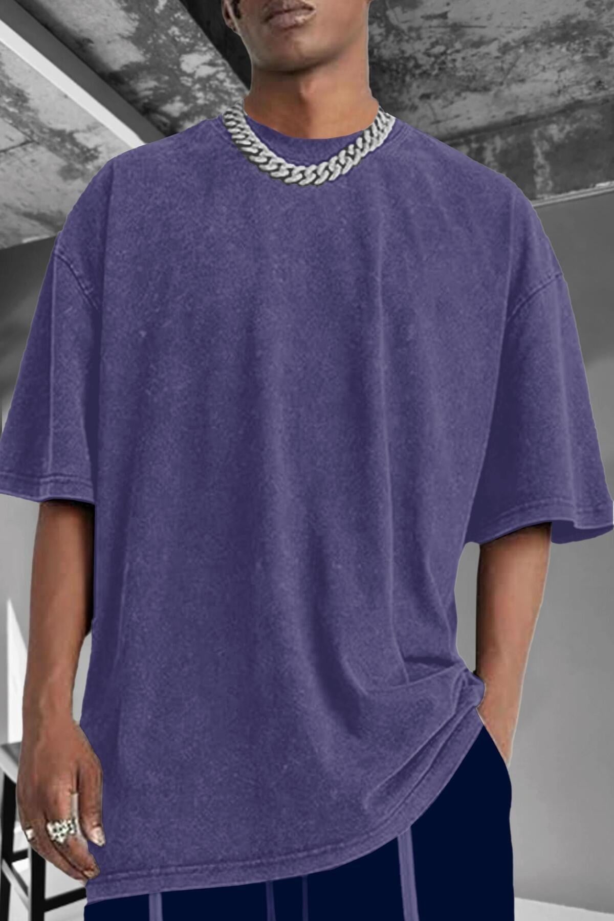 Erkek Mor Oversize Asit Yıkamalı Eskitme Efektli Boyalı T-Shirt